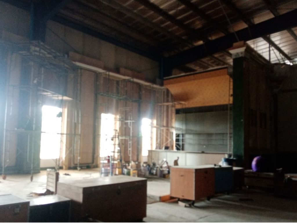 酒吧区（当前图片）